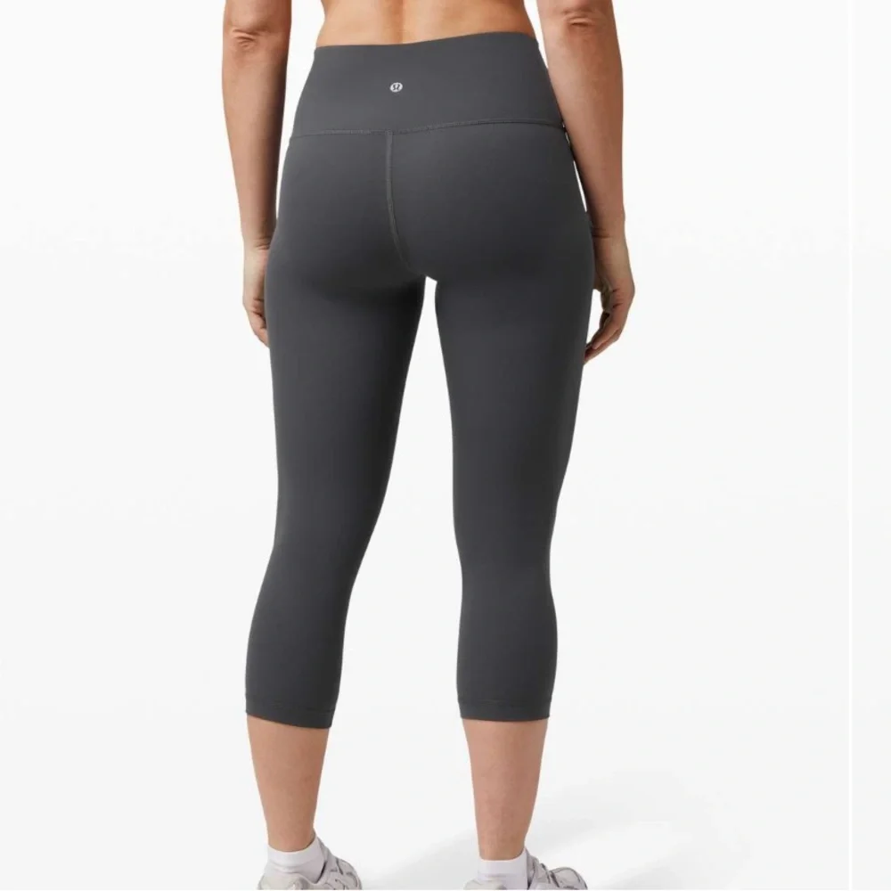 Lululemon Athletica Wunder Under Crop High Rise Full on Luxtreme Graphite Gray